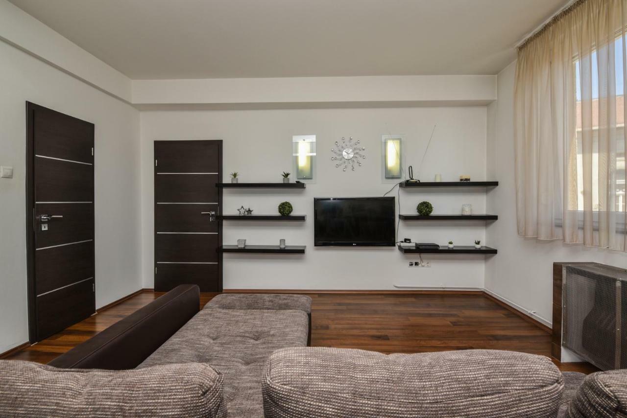 Castle Apartment With Panoramic Balcony Budapeste Exterior foto