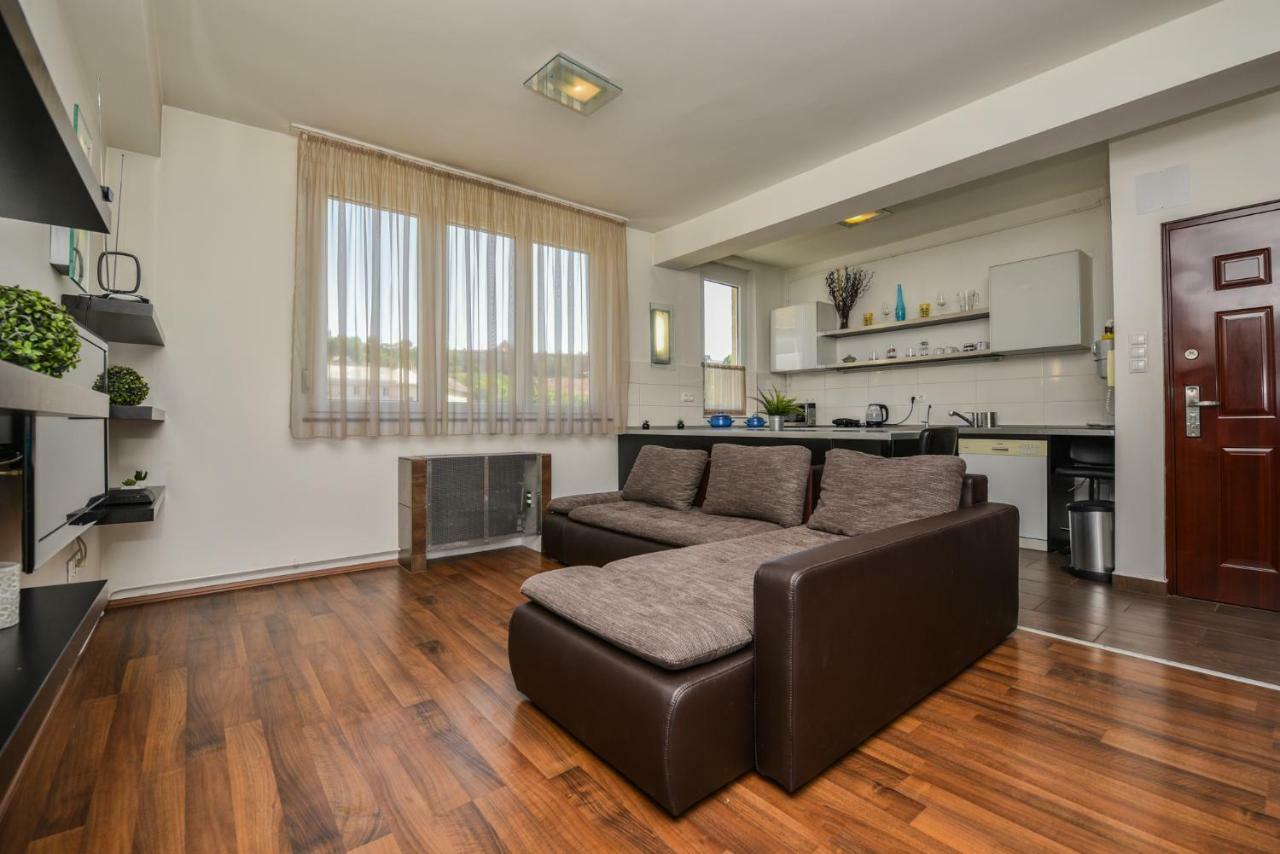 Castle Apartment With Panoramic Balcony Budapeste Exterior foto