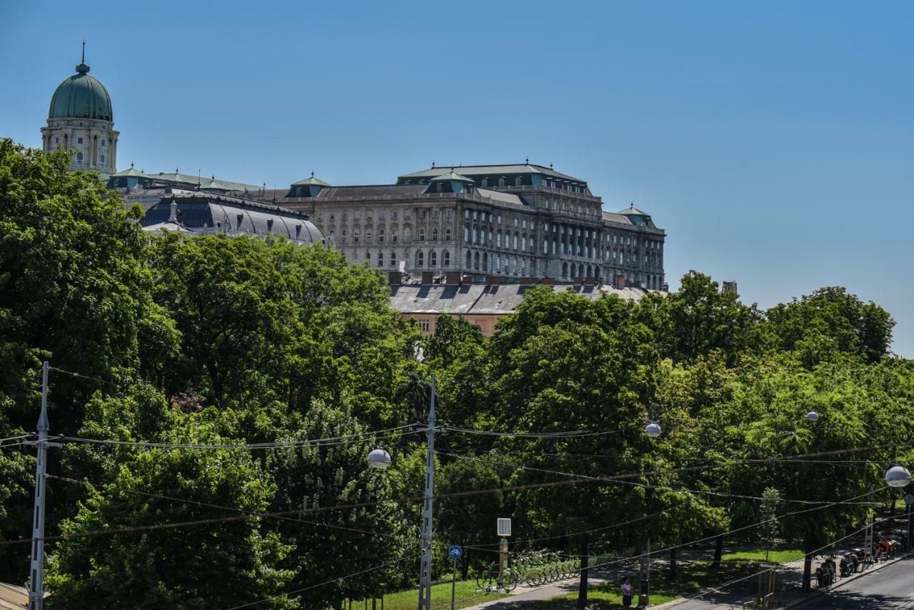 Castle Apartment With Panoramic Balcony Budapeste Exterior foto